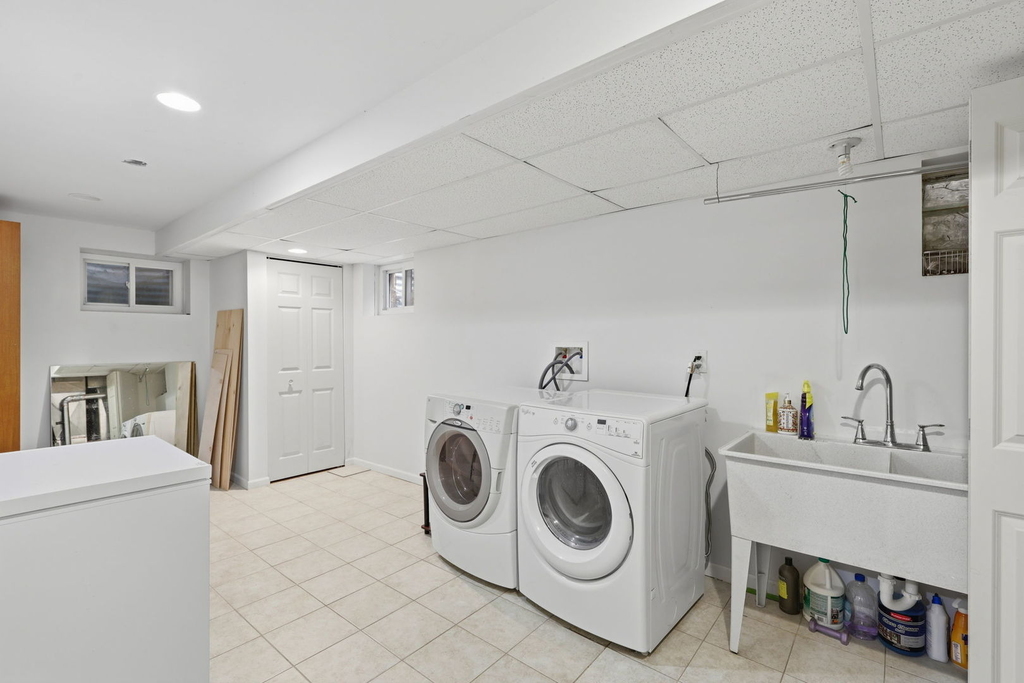 613 Leamington Avenue - Photo 21