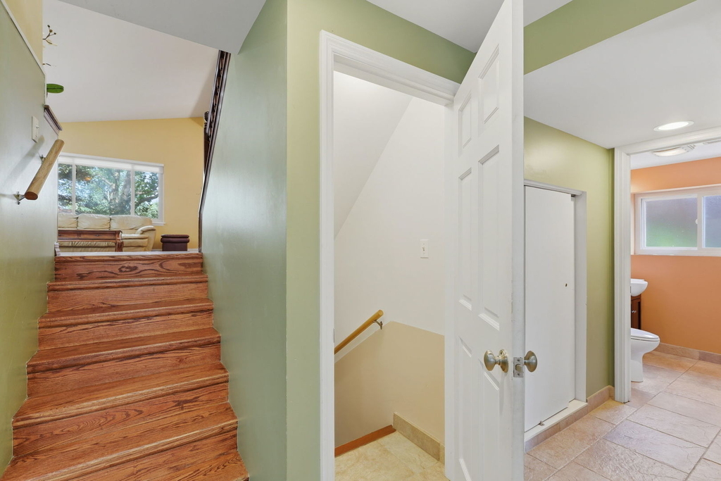613 Leamington Avenue - Photo 17