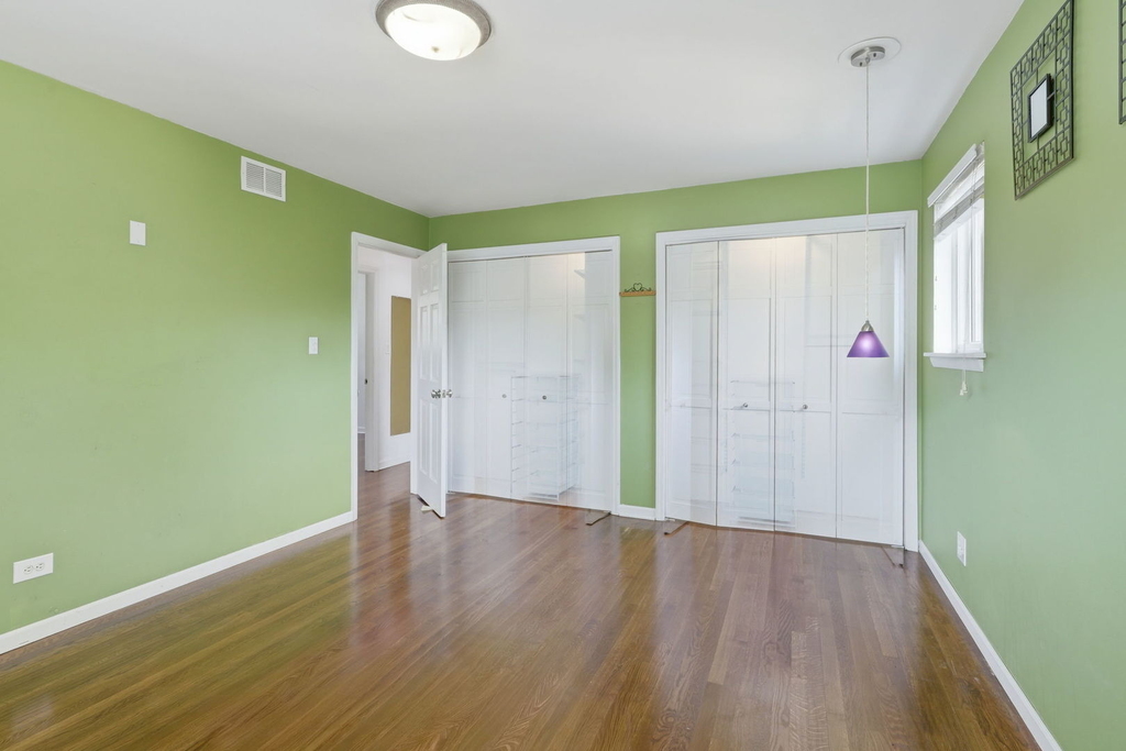 613 Leamington Avenue - Photo 9
