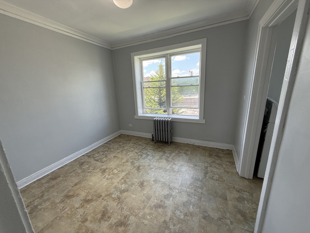 5910 W 26th Street - Photo 10