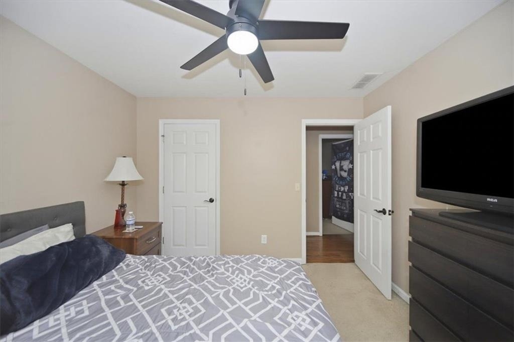 1264 Wyckfield Place - Photo 20