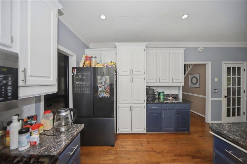 1264 Wyckfield Place - Photo 11