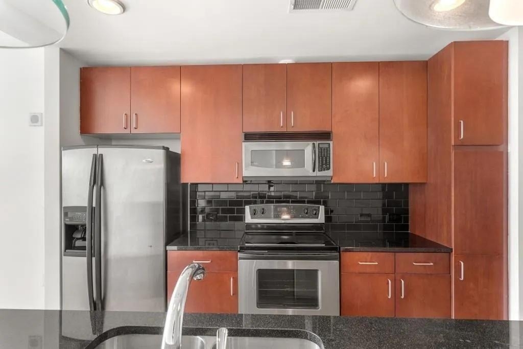 361 17th Street Nw - Photo 8