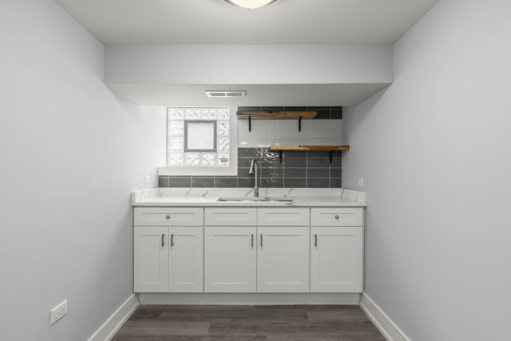 5542 W 64th Street - Photo 24