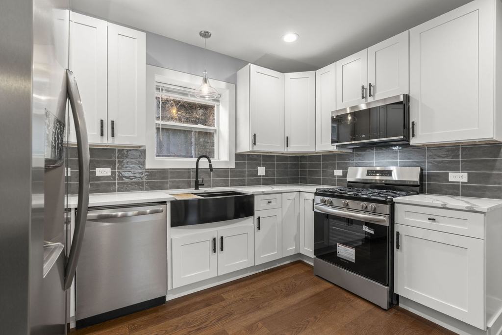 5542 W 64th Street - Photo 13