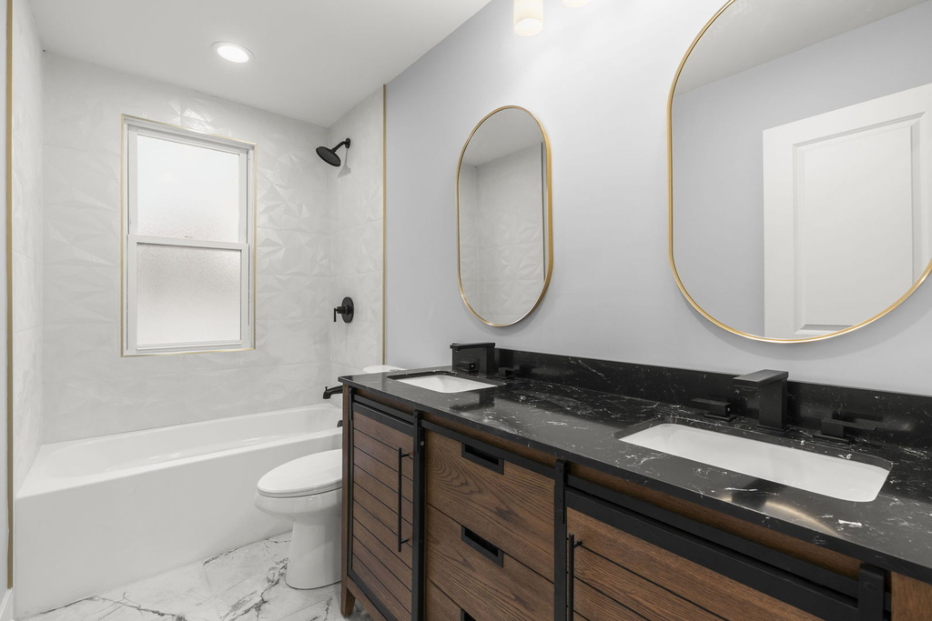 5542 W 64th Street - Photo 7