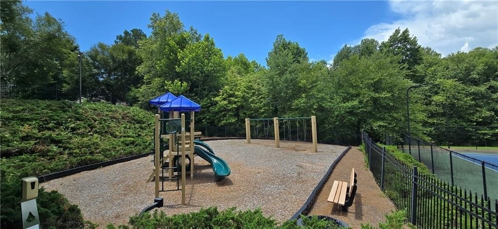 3811 Roxfield Drive - Photo 34