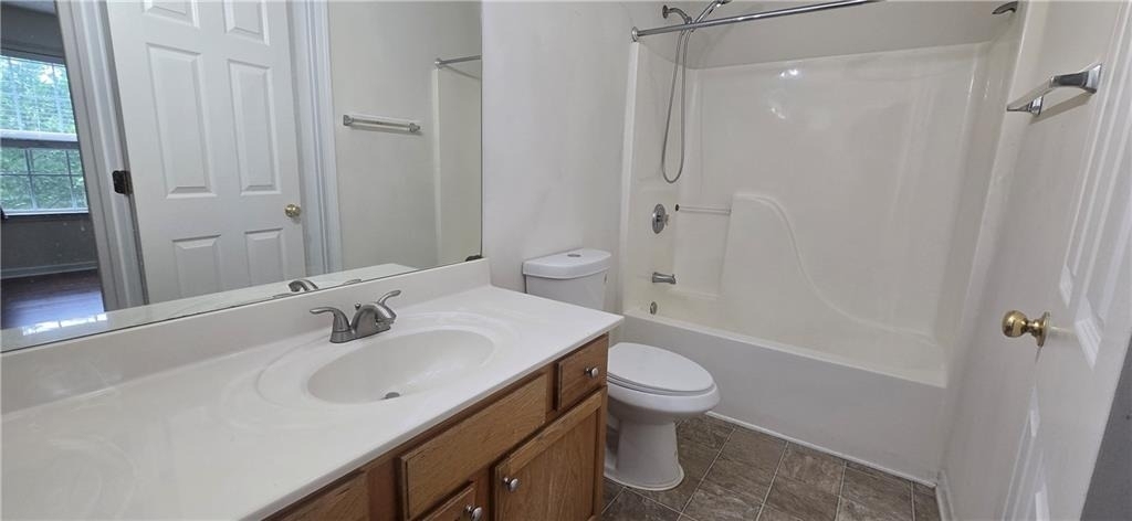 3811 Roxfield Drive - Photo 12