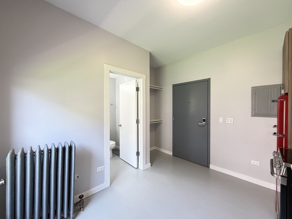 4700 N Racine Avenue - Photo 10
