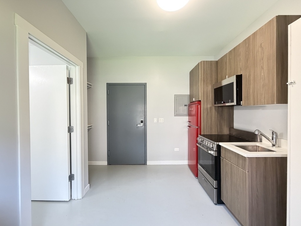 4700 N Racine Avenue - Photo 9