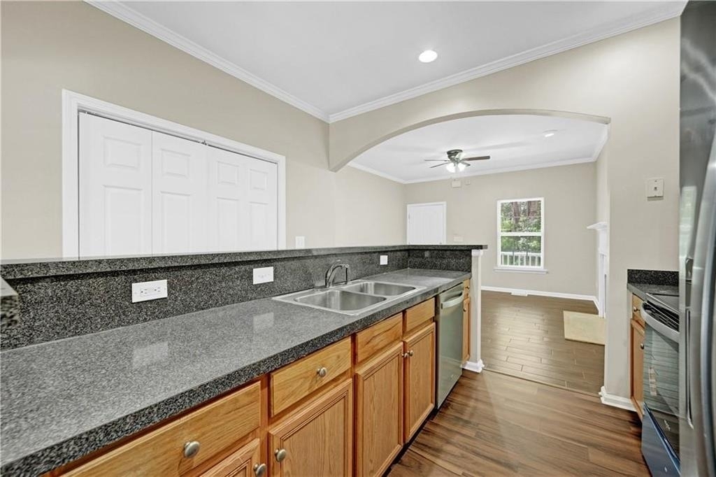 1477 Akridge Street Nw - Photo 7