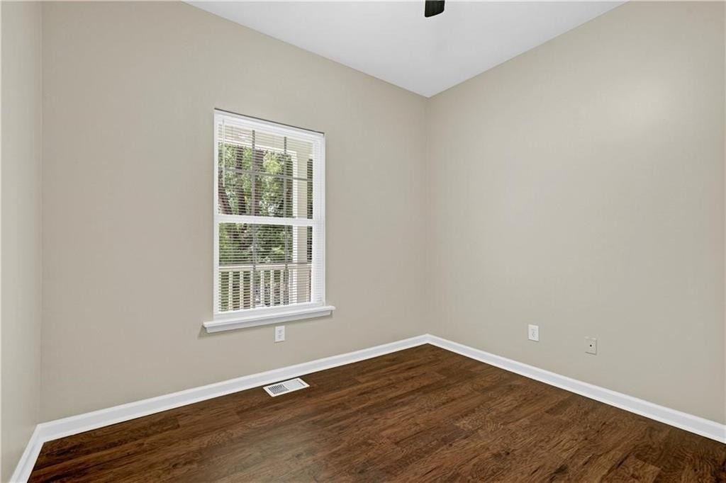 1477 Akridge Street Nw - Photo 10