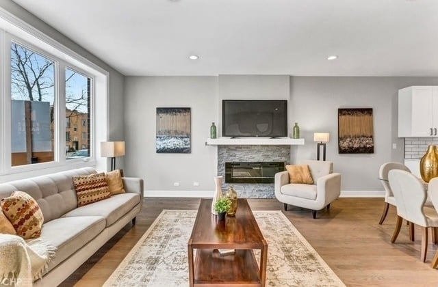 2536 N 72nd Court - Photo 7