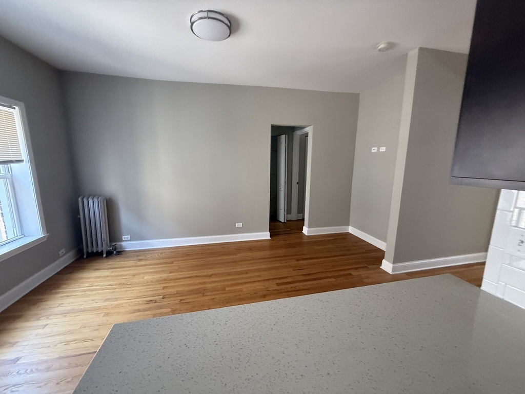 836 E 53rd Street - Photo 9
