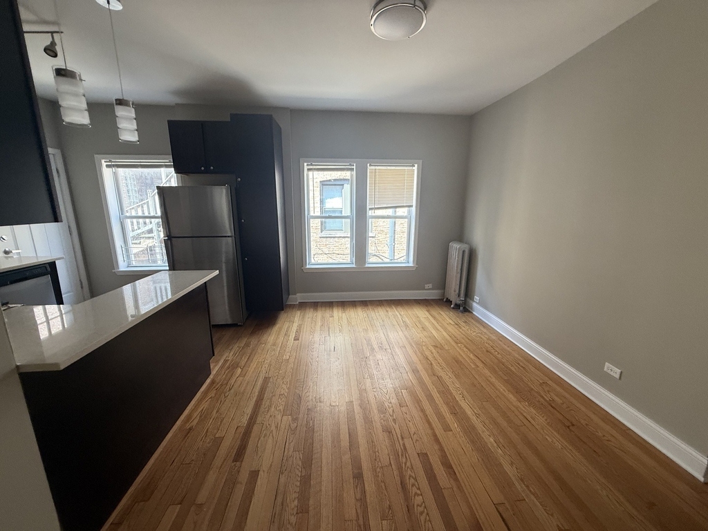 836 E 53rd Street - Photo 4