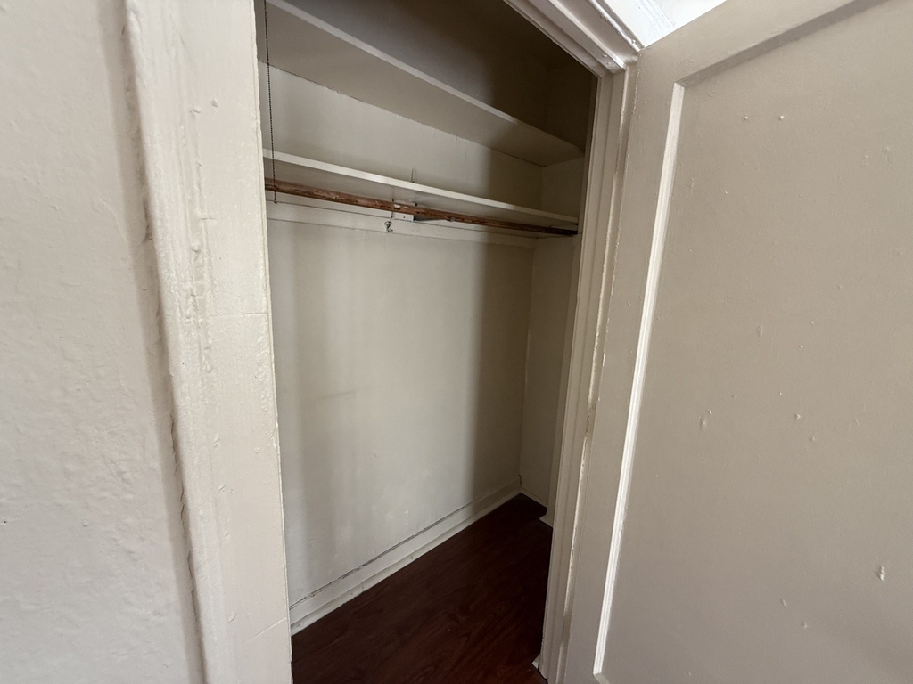 6930 N Greenview Avenue - Photo 6