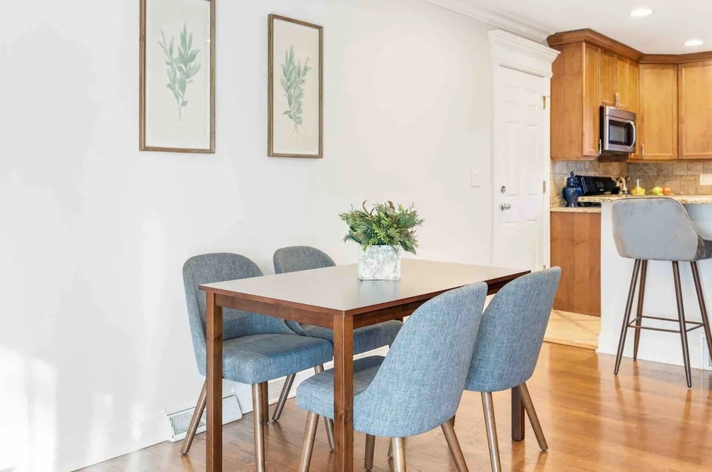 408 N Windsor Drive - Photo 8