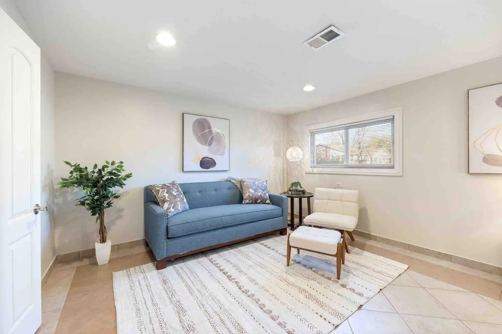 408 N Windsor Drive - Photo 23