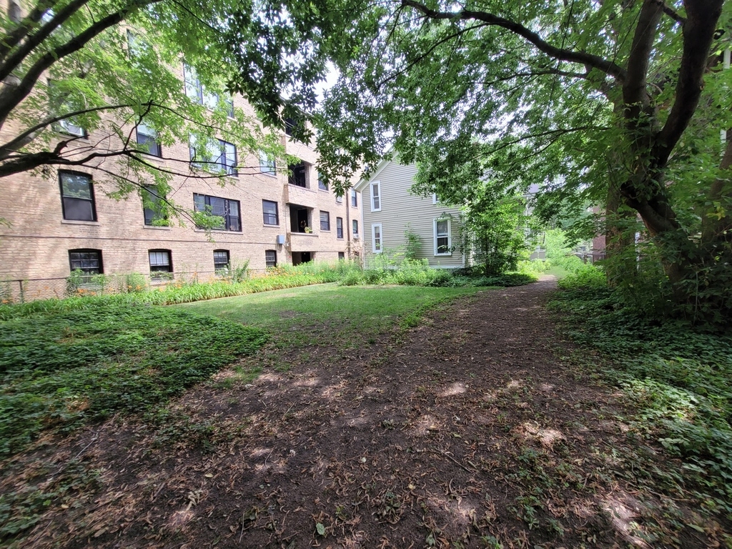 822 Michigan Avenue - Photo 21
