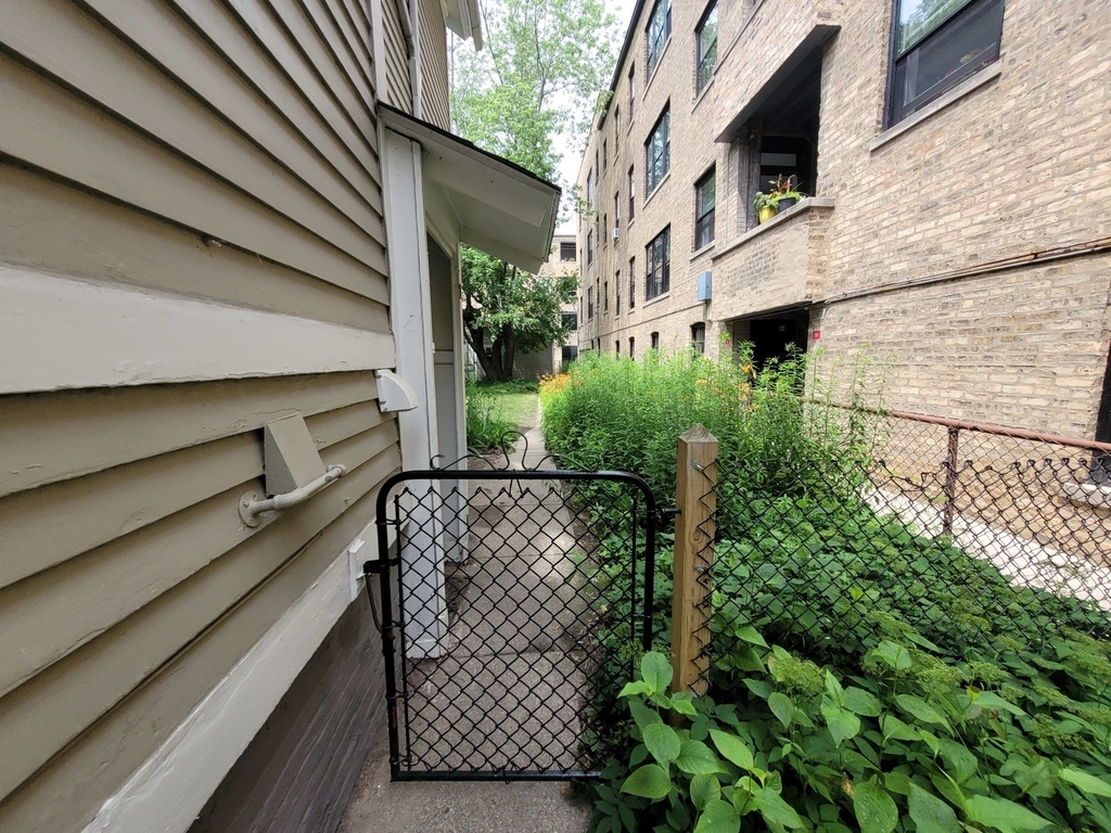 822 Michigan Avenue - Photo 19