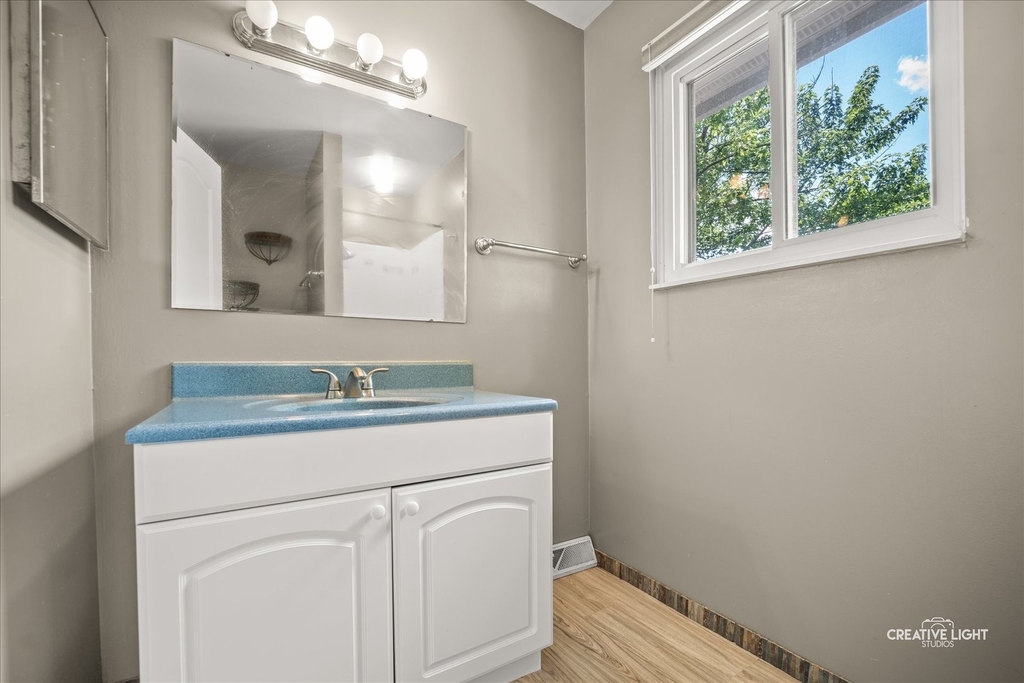 772 Circle Drive - Photo 10