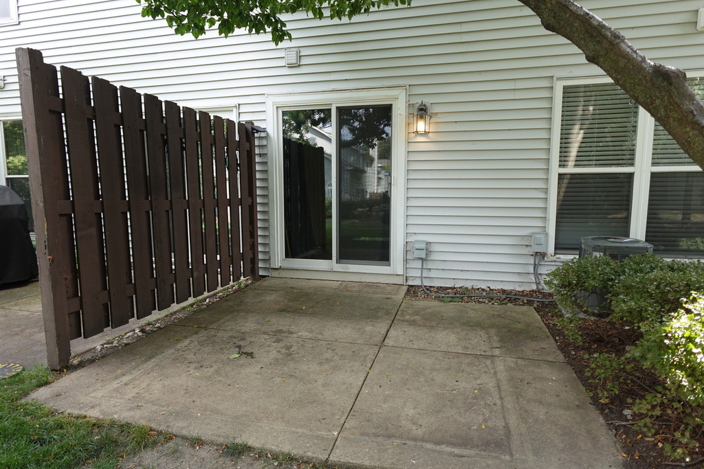 1070 Woodhill Court - Photo 1