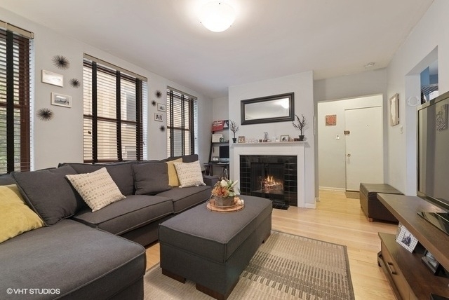 626 W Waveland Avenue - Photo 2
