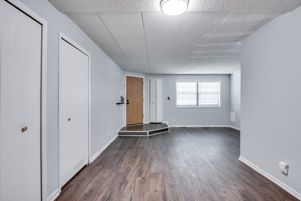 1486 W Jefferson Avenue - Photo 6