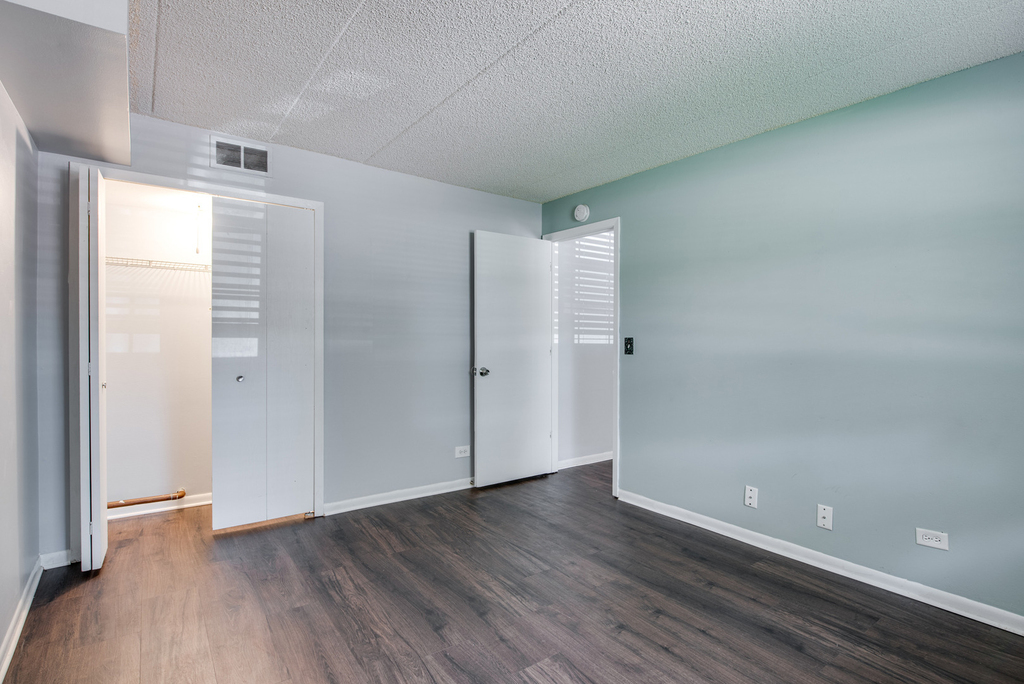 1486 W Jefferson Avenue - Photo 9