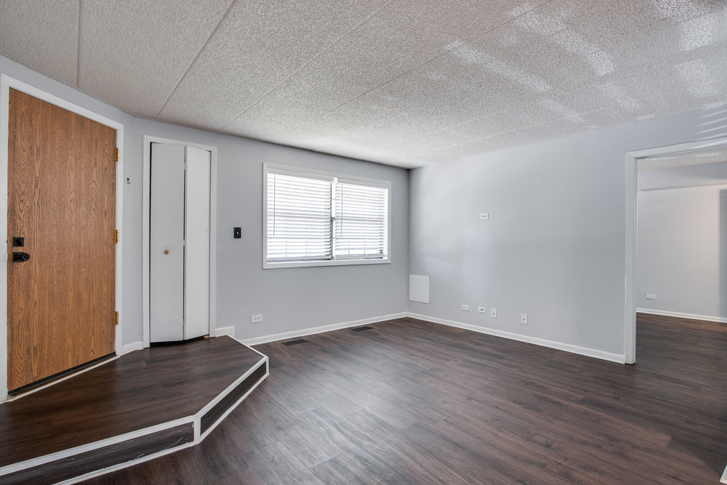 1486 W Jefferson Avenue - Photo 7