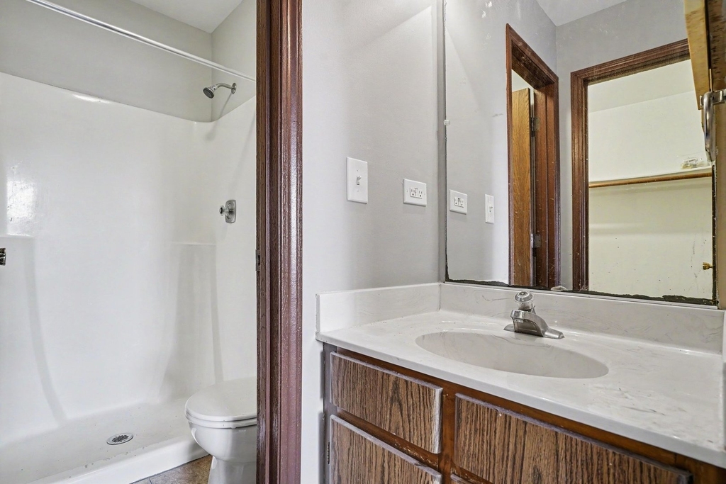 219 Uteg Street - Photo 9