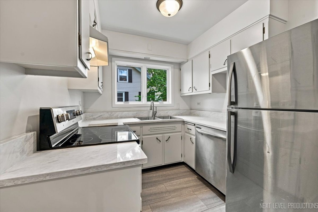 508 Anderson Boulevard - Photo 2