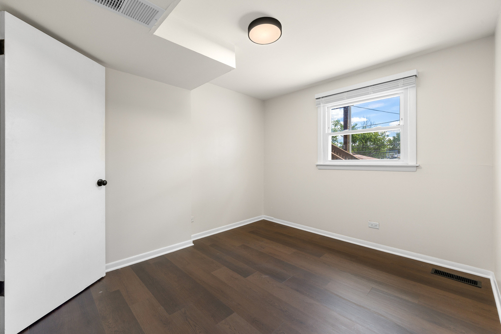 146 Pleasant Drive - Photo 17
