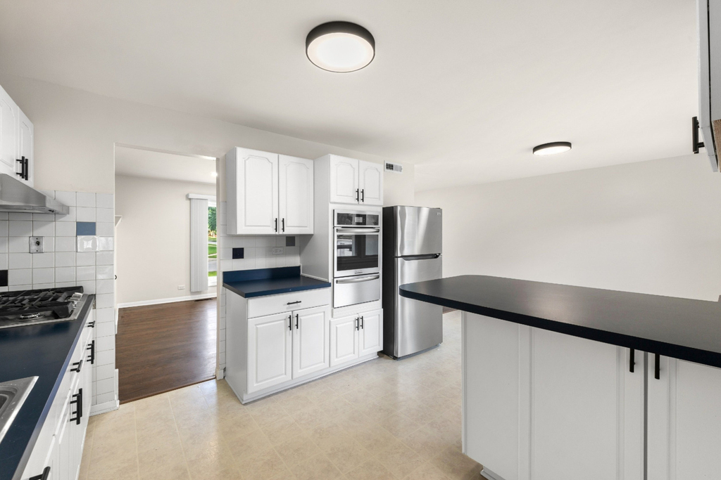 146 Pleasant Drive - Photo 6
