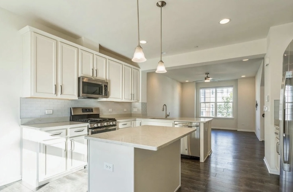 4443 Monroe Court - Photo 2