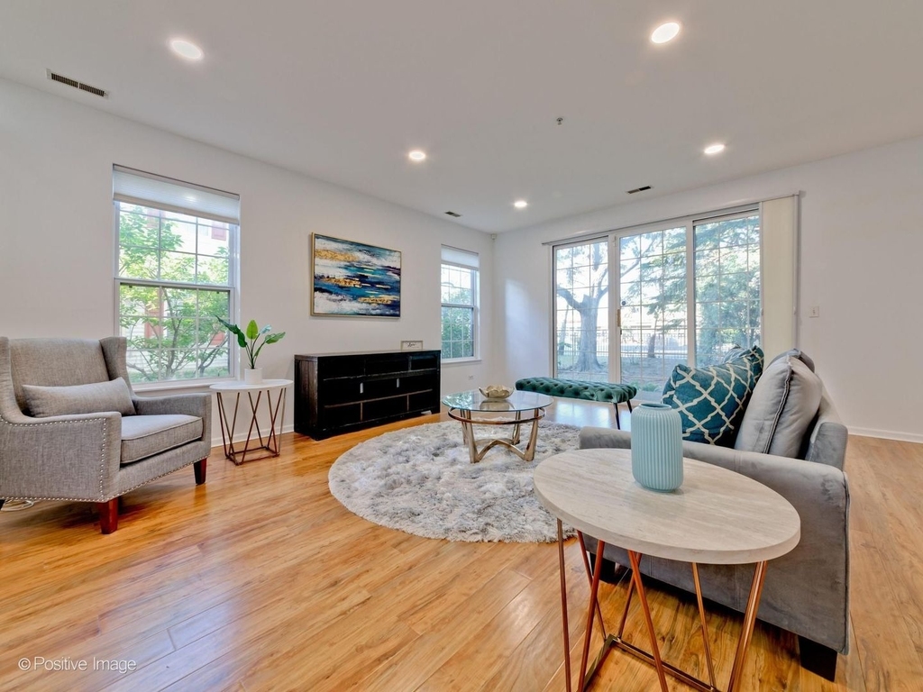 121 Commons Court - Photo 22