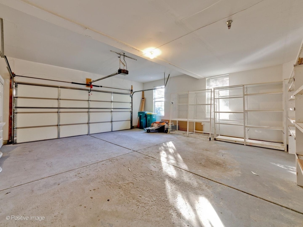 121 Commons Court - Photo 28