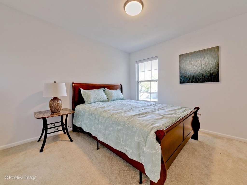 121 Commons Court - Photo 16