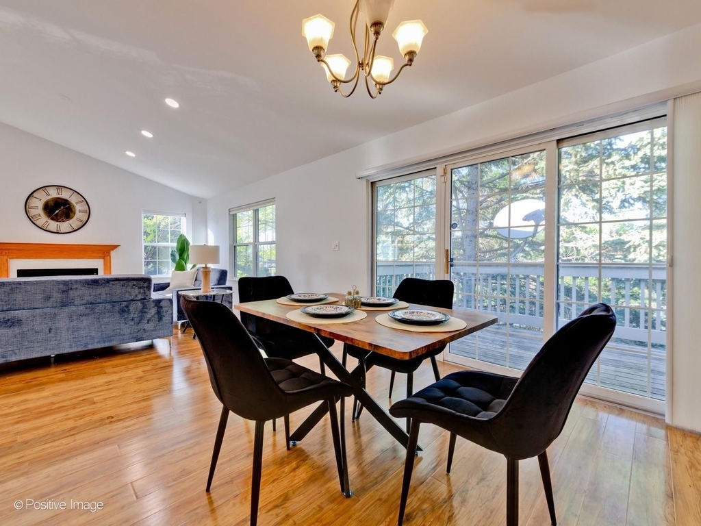 121 Commons Court - Photo 9