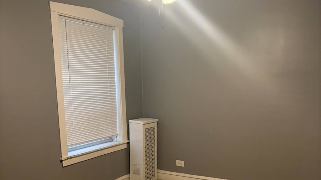 8221 Knox Avenue - Photo 9
