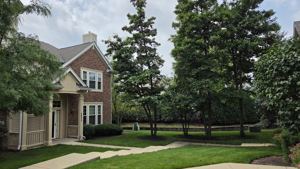 2631 N Greenwood Avenue - Photo 3