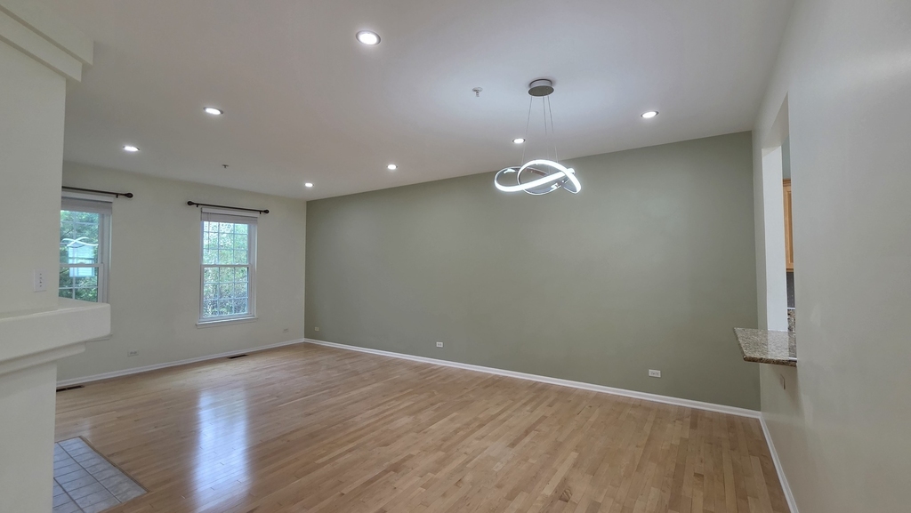 2631 N Greenwood Avenue - Photo 5