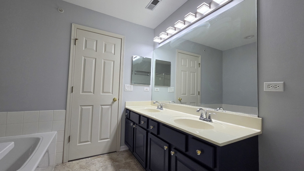 2631 N Greenwood Avenue - Photo 19