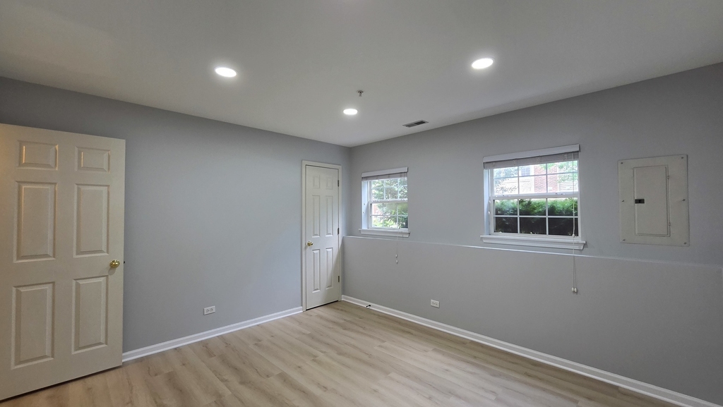 2631 N Greenwood Avenue - Photo 30