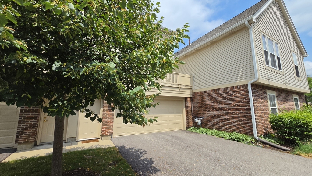 2631 N Greenwood Avenue - Photo 32