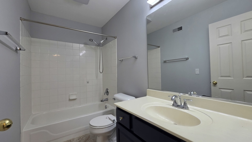 2631 N Greenwood Avenue - Photo 26