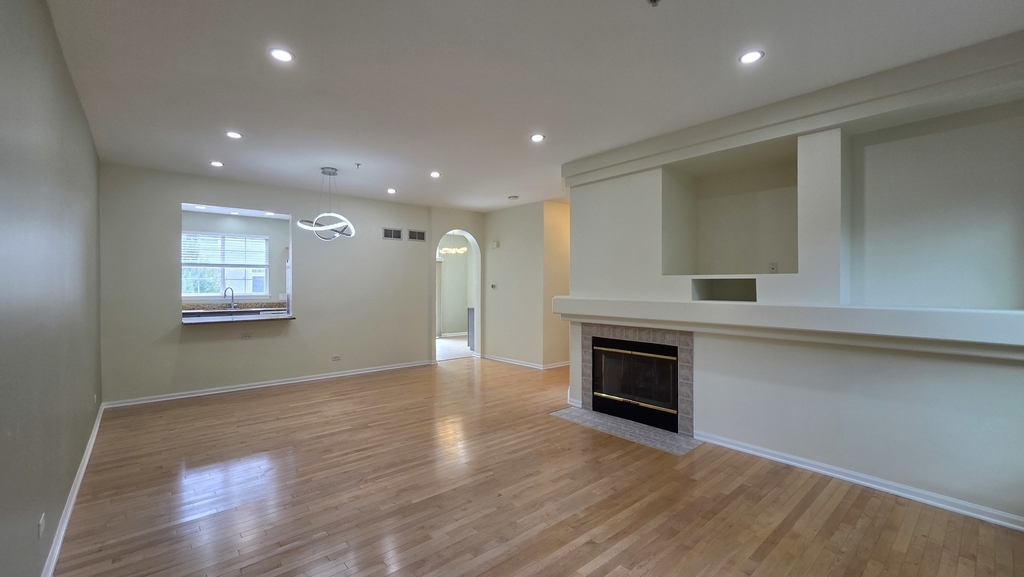 2631 N Greenwood Avenue - Photo 6
