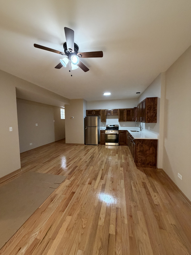 1632 S Saint Louis Avenue - Photo 9
