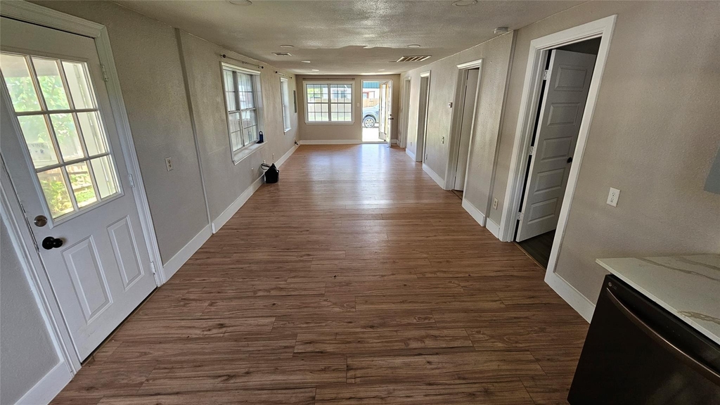 2415 Perry Street - Photo 7