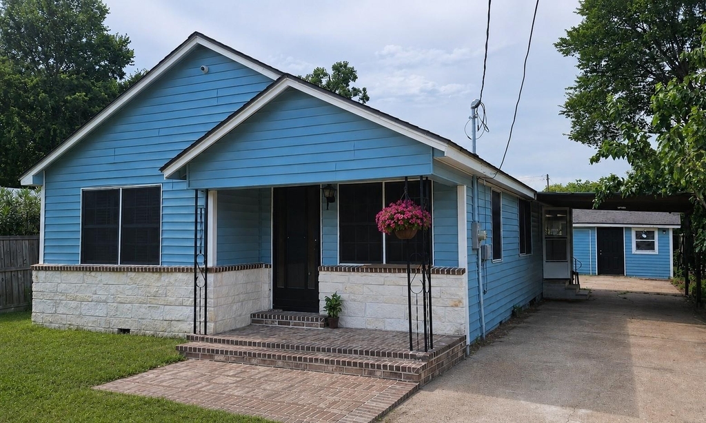 2415 Perry Street - Photo 0